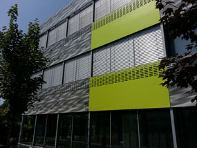 Stores brise soleil